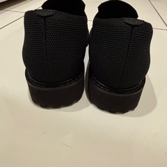 【美品】vivaia アーモンドトゥ プラットフォーム トラックソールローファーの画像