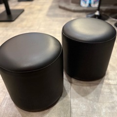 決まりました！1/25迄に取りに来て下さる方限定！スツール2点セットの画像