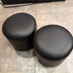 決まりました！1/25迄に取りに来て下さる方限定！スツール2点セットの画像