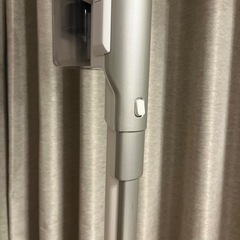 ジャンク品 アイリスオーヤマ スティック掃除機の画像