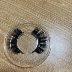 つけまつ毛　マグネットタイプの画像