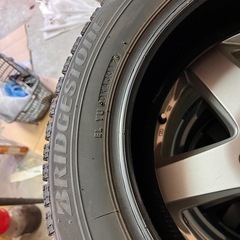 スタッドレス　　ブリヂストン　15インチの画像