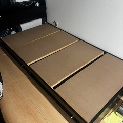 シングルベッドシングルマットレスの画像
