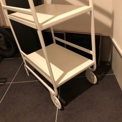 IKEA キッチンワゴン SUNNERSTA スンネルスタ 3段 白の画像