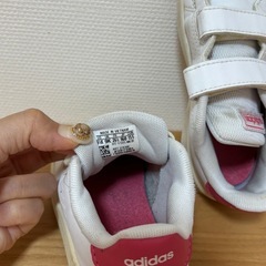 adidas ホワイト/ピンク アドバンコート　16.5cmの画像