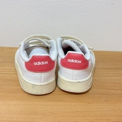adidas ホワイト/ピンク アドバンコート　16.5cmの画像