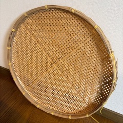 瓶とザル
の画像