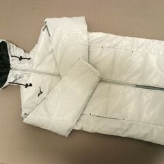 2026箱根駅伝ベンチコートの画像