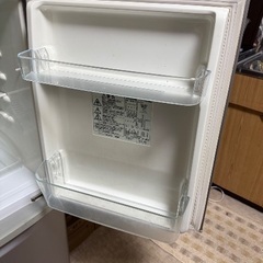小型2ドア冷蔵庫　ひとり暮らしや2台目の冷蔵庫に最適の画像