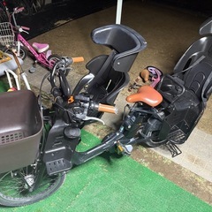 子供乗せ電動自転車の画像