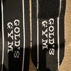 ゴールドジム　リストラップの画像