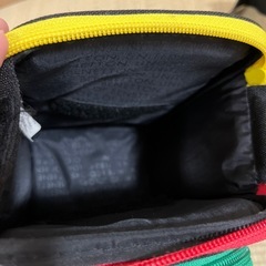 カメラバッグ　ユナイテッドカラーオブベネットン　一眼レフの画像