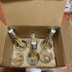 シャンデリア　蛍光灯　使用ななか7ヶ月の画像