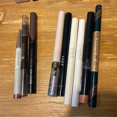 【化粧品　コスメ　まとめ売り】アイライン　アイブロー　アイブローパウダー　アイシャドウパウダー　お値下げご相談くださいの画像