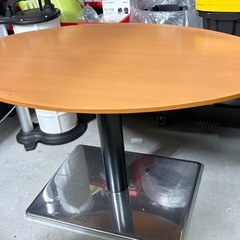 カフェテーブル？の画像