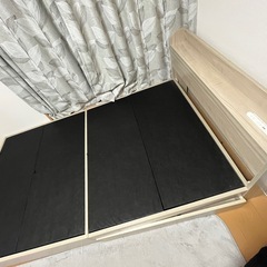 ＜取りに来てくれる方＞ベッドフレーム(セミダブル)の画像