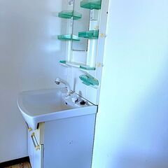 【リフォーム】ノーリツ 洗面台 三面鏡付き シャンピーヌシリーズ 照明・コンセント付 幅60cm 収納たっぷり 化粧台 中古の画像