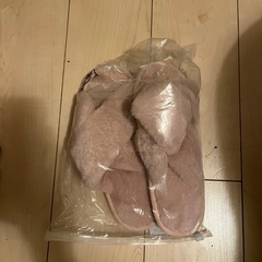 女性用ユニクロを無料で譲ります。の画像