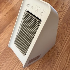 【2022年製／動作確認済】BRUNO セラミックファンヒーター 箱なしの画像