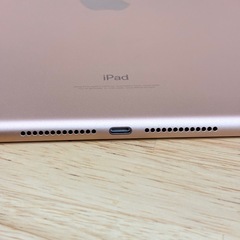 Apple iPad 第6世代Wi-Fiモデル32GBの画像