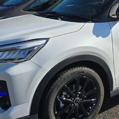 スタッドレスタイヤお売りしますの画像