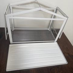 【差し上げます】小物ショーケースの画像