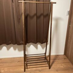 ニトリ A型ハンガーラック ビーク ミドルブラウンの画像