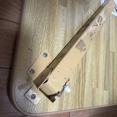 折り畳みテーブルの画像