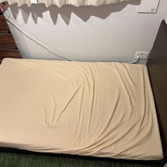 【値下げ対応】ニトリ　セミダブルローベッド【12月29日まで】の画像