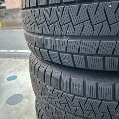 アルファード/スタッドレスタイヤ/ピレリの画像