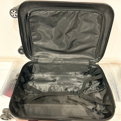 キャリーケース　TSAロック付き　レッドの画像