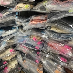 【破格放出】古着200着以上まとめ売り／1着50円以下／ブランド多数／即引取歓迎の画像