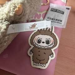 正規品　Labubu ラブブ　マカロンの画像