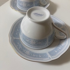 取りに来てくれる方限定【Noritake】ティーカップ＆ソーサー 2客セット｜上品ブルー｜の画像