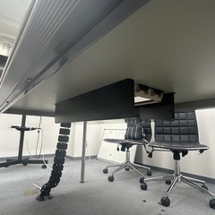 大型ミーティングテーブルの画像