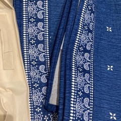 ✨新品✨ ラグ［185×185］人気柄 💙♬   ＼ ( ˆ o ˆ ) ／の画像