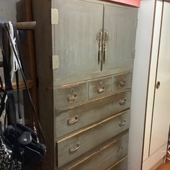 昭和レトロ　箪笥　タンス　ヴィンテージ　アンティーク　時代物　彫刻の画像