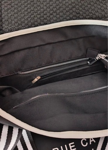 ★大容量　★2way  CHANEL  ノベルティ トートバッグ  ファスナー付きバッグ