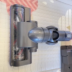 【dyson】コードレスクリーナー DC45の画像