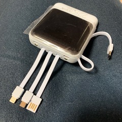 【新品未開封】モバイルバッテリー 軽量 小型 22800mAhの画像