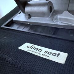 【Vitra】（ヴィトラ）高機能オフィスチェア 黒 メッシュ 背もたれ可動 ヘッドレスト付の画像