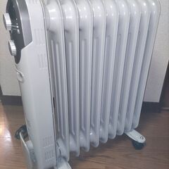 山善　マイコンオイルヒーター　DO-TL124  2017年製の画像