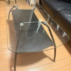 ガラステーブル
の画像