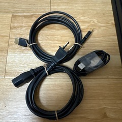 PlayStation 4 pro本体 1TB+ コントローラー1個の画像