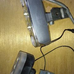 今日で終了      LED　自転車ライトセットの画像