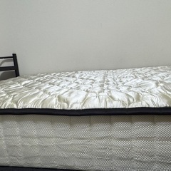 (取引中)ベットマット、ベッドフレームの画像