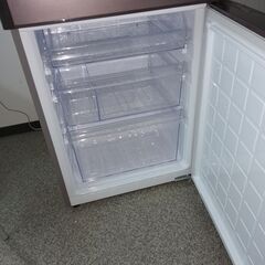 冷蔵庫　シャープ　SJ-PD27B-T　２０１６年製の画像