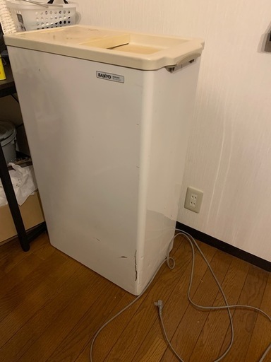 冷凍ストッカーSANYO (糸井) 常盤平の家電の中古あげます・譲ります