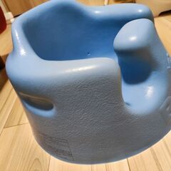 Bumbo バンボベビーソファー パウダーブルーの画像
