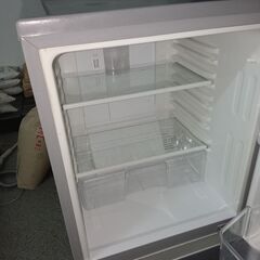 冷蔵庫　MORITA　MR-J110CC　２０１３年製の画像